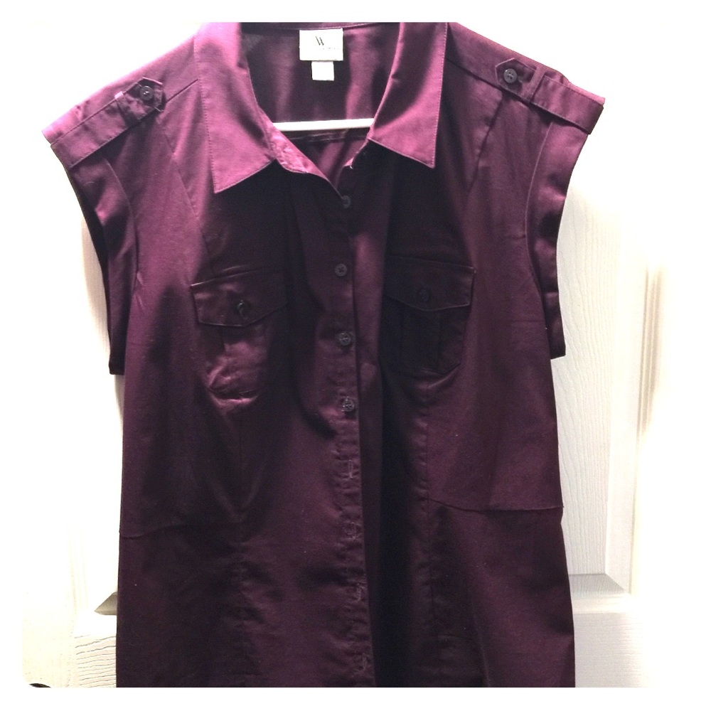 Cute sleeveless top